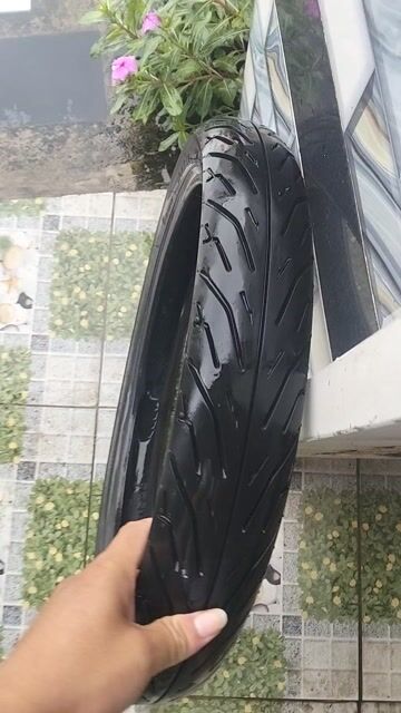 Vỏ không ruột maxxis 80 90 17. Mua bán Phụ tùng xe tại Huyện Châu Thành Sóc Trăng được đăng bởi Thành Đạt hình 1