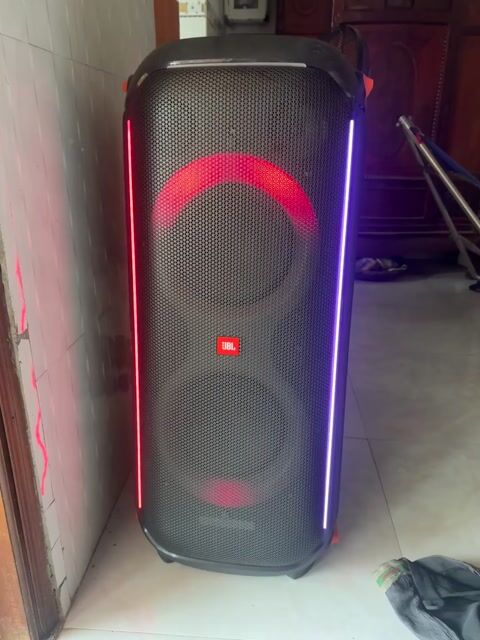 Loa Bluetooth JBL Đen Đã sử dụng. Mua bán Tivi, Âm thanh tại Huyện Định Quán Đồng Nai được đăng bởi đình hoài hình 1