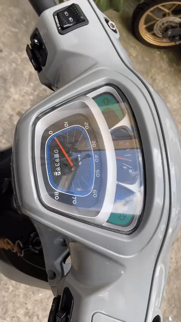 Kymco Candy Hermosa 2024 Xám xi măng 7900km. Mua bán Xe máy tại Quận Tân Phú Tp Hồ Chí Minh được đăng bởi phong hình 1