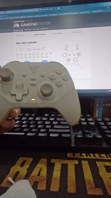 Tay cầm chơi game Flydigi Dune Fox Trắng. Mua bán Thiết bị chơi game tại Thành phố Mỹ Tho Tiền Giang được đăng bởi Nguyễn Văn Phúc hình 1