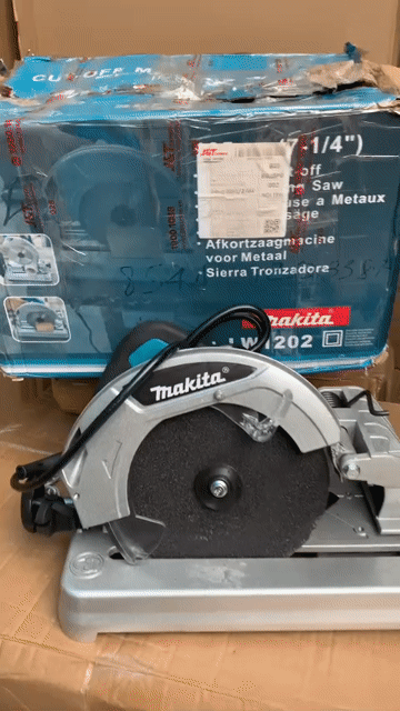 Máy cắt bàn "Trượt" Makita LW1202 185mm bị gãy. Mua bán Đồ chuyên dụng, Giống nuôi trồng tại Quận Bình Tân Tp Hồ Chí Minh được đăng bởi Nguyễn Công Trình hình 1