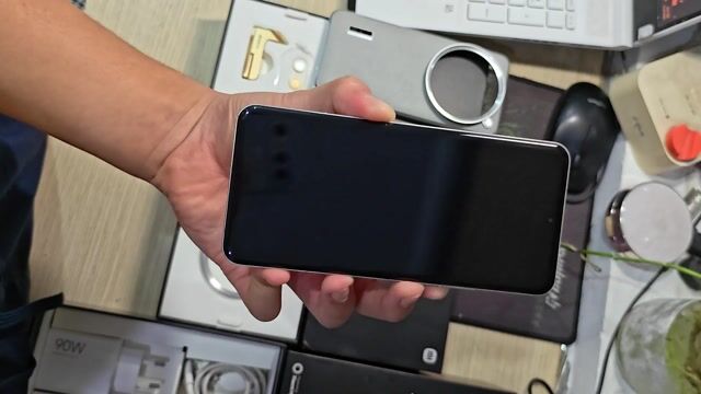 Xiaomi 15 Ultra chính hãng 16-1TB fullbox. Mua bán Điện thoại tại Quận Nam Từ Liêm Hà Nội được đăng bởi Trần Đức Mạnh hình 1