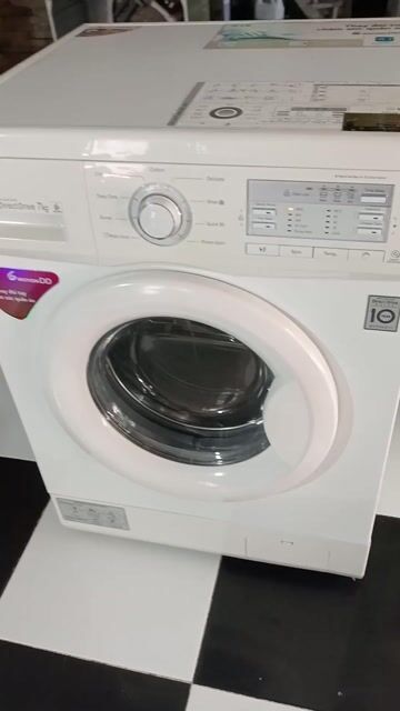 Máy giặt LG DirectDrive 7kg Trắng Giặt nước nóng. Mua bán Máy giặt tại Quận Tân Phú Tp Hồ Chí Minh được đăng bởi Điện Tử Quách Điêu hình 1