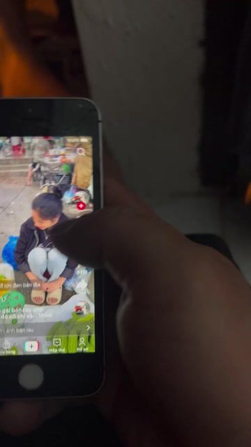 Điện thoại SE màn hình bể. Mua bán Điện thoại tại Quận Liên Chiểu Đà Nẵng được đăng bởi ngô thanh hải hình 1