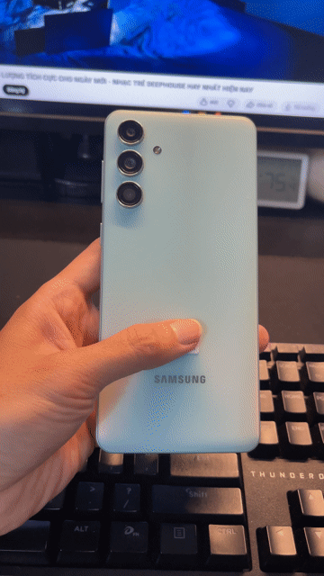 Samsung M55 5G 8GB/256GB. Mua bán Điện thoại tại Quận Ba Đình Hà Nội được đăng bởi Sơn Lâm hình 1