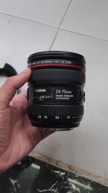 Hà Nội mình cần bán Canon 24-70 f4L. Mua bán Máy ảnh, Máy quay tại Huyện Hoài Đức Hà Nội được đăng bởi Đỗ Thế Kỷ hình 1