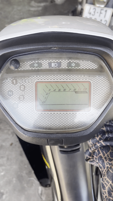 Honda Wave ZX màu Trắng. Mua bán Xe máy tại Quận Liên Chiểu Đà Nẵng được đăng bởi Nguyễn hiếu hình 1