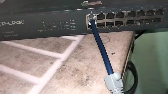 Switch mạng TP-Link TL-SG1016D. Mua bán Phụ kiện (Màn hình, Chuột...) tại Thành phố Sa Đéc Đồng Tháp được đăng bởi Nguyễn Gia Huy hình 1