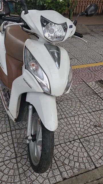 Vision 2014 bs 43 đăng ký 2014. Mua bán Xe máy tại Quận Sơn Trà Đà Nẵng được đăng bởi nguyen nhan hình 1