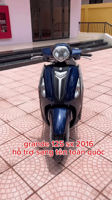 Bán Grande 1 chủ từ đầu .sơn zin máy zin cực đẹp. Mua bán Xe máy tại Quận Cầu Giấy Hà Nội được đăng bởi Xe Máy Đoàn Văn Cam Kết Đúng Ảnh Đúng Biển Đúng Giá Trị hình 1