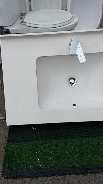 Bồn rửa mặt Duravit Sứ Trắng Hiện đại. Mua bán Thiết bị vệ sinh, nhà tắm tại Quận 12 Tp Hồ Chí Minh được đăng bởi Mùa Nguyễn hình 1
