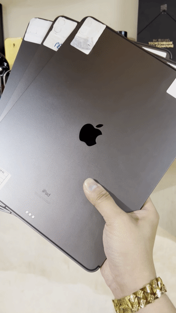 Apple iPad Pro 2020 12.9 inch 128GB. Mua bán Máy tính bảng tại Quận 1 Tp Hồ Chí Minh được đăng bởi Lư Quốc Thông hình 1