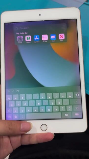 Apple iPad Mini 4 128GB Wifi màn ám. Mua bán Máy tính bảng tại Quận Hai Bà Trưng Hà Nội được đăng bởi Dũng hình 1