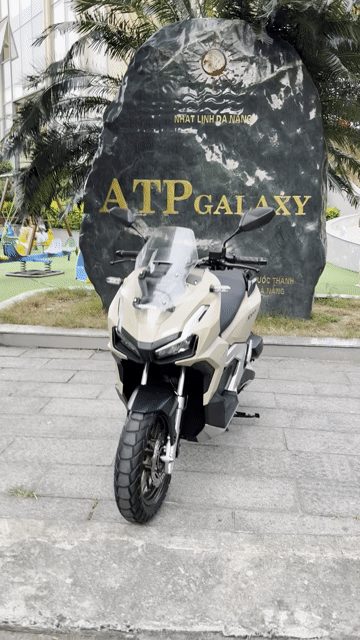 Honda ADV 160cc 2025 Nâu 9000 km. Mua bán Xe máy tại Quận Cẩm Lệ Đà Nẵng được đăng bởi SƠN THỊNH  hình 1