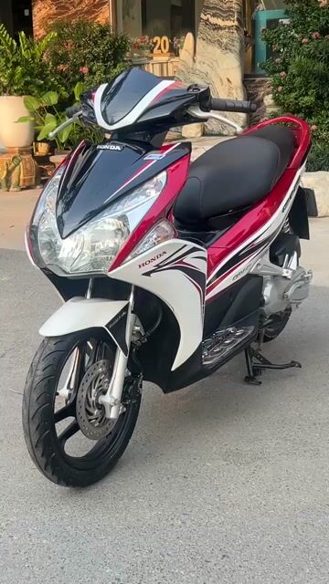 Honda Airblade 2011 Sport Fi. Mua bán Xe máy tại Quận Nam Từ Liêm Hà Nội được đăng bởi Xe Máy Đức Dũng hình 1