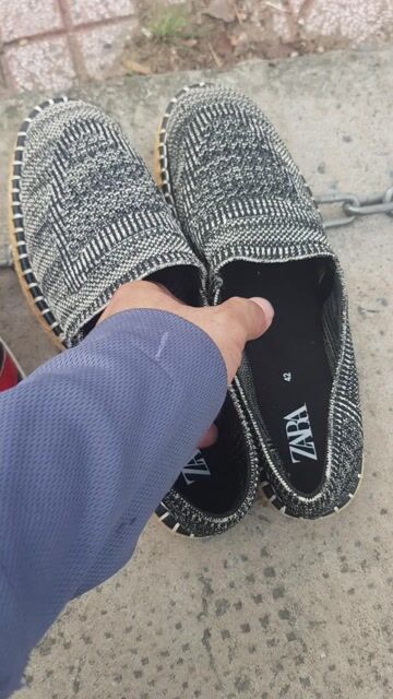 Giày thể thao Adidas Nam Đen, Đỏ size 42. Mua bán Giày dép tại Thành phố Thủ Đức Tp Hồ Chí Minh được đăng bởi Tiến Dũng Vũ hình 1