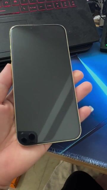 iPhone 13 Pro Max 128GB Vàng - Quốc tế. Mua bán Điện thoại tại Quận Long Biên Hà Nội được đăng bởi Nguyễn Tùng hình 1