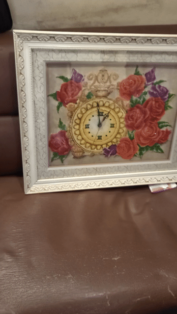 Tranh thêu đồng hồ gỗ thịt 60x50cm. Mua bán Đồ sưu tầm, đồ cổ tại Quận Bình Thạnh Tp Hồ Chí Minh được đăng bởi Hữu Lộc hình 1