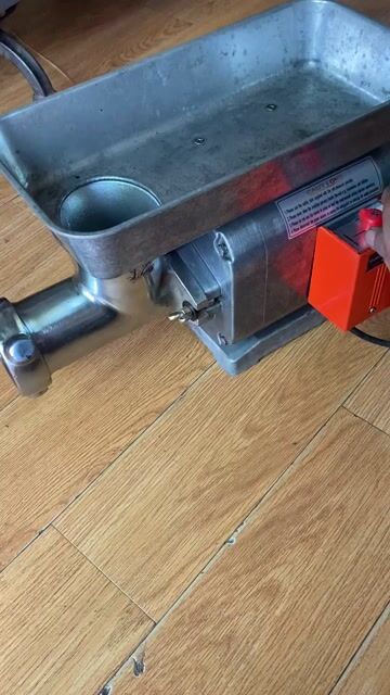 Máy xay thịt Extreme Bạc. Mua bán Bếp, lò, đồ điện nhà bếp tại Quận 11 Tp Hồ Chí Minh được đăng bởi Thuantran hình 1