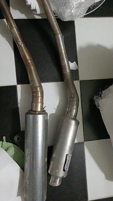 Pô xe máy LeoVince Kim loại Bạc. Mua bán Phụ tùng xe tại Quận Bình Tân Tp Hồ Chí Minh được đăng bởi Long nguyen hình 1