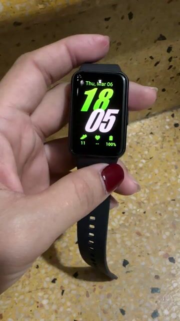 Pass lại đồng hồ Samsung Galaxy Fit 3 mới 90%. Mua bán Thiết bị đeo thông minh tại Quận Tân Bình Tp Hồ Chí Minh được đăng bởi Sam Sam hình 1