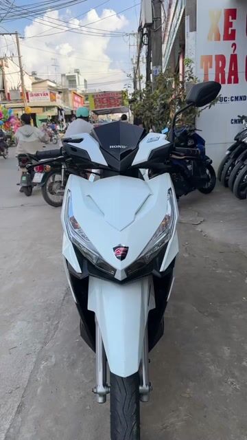 Honda Click thái 125 trắng đen 2015 ( hỗ trợ góp ). Mua bán Xe máy tại Huyện Chợ Mới An Giang được đăng bởi Cửa hàng xe Thiên Phước 2 hình 1