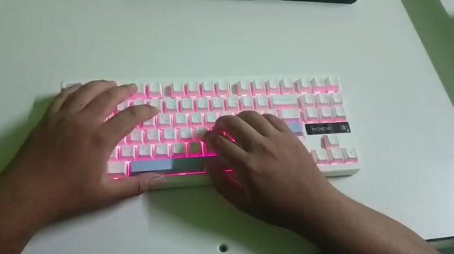 Bàn phím cơ MCHose G87 Trắng. Mua bán Phụ kiện (Màn hình, Chuột...) tại Thành phố Biên Hòa Đồng Nai được đăng bởi Phương Trần hình 1