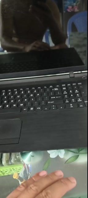 Toshiba Đen. Mua bán Laptop tại Huyện Bến Lức Long An được đăng bởi Viz lost hình 1