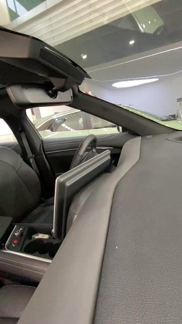 Vinfast VF7 Plus Nâng cấp 2 cầu trần kính xám. Mua bán Ô tô tại Thành phố Thủ Dầu Một Bình Dương được đăng bởi Nguyễn Tuấn ÔTô hình 1