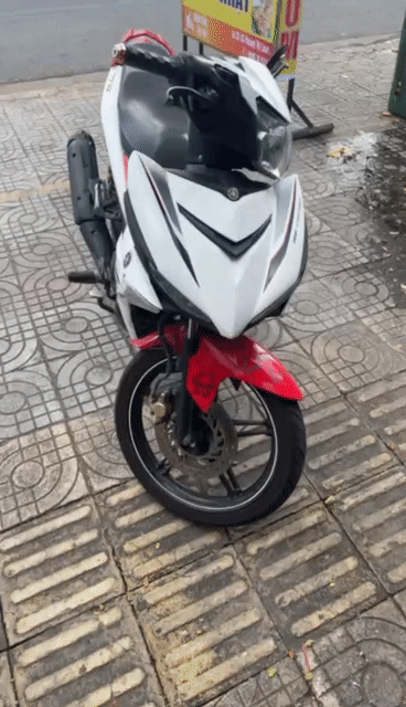 Yamaha Exciter 150 2018 Trắng đỏ. Mua bán Xe máy tại Quận Cẩm Lệ Đà Nẵng được đăng bởi An To hình 1