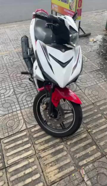 Yamaha Exciter 150 2018 Trắng đỏ. Mua bán Xe máy tại Quận Cẩm Lệ Đà Nẵng được đăng bởi An To hình 1