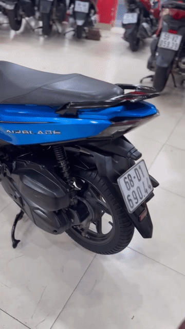 Honda ABR 2021 Xanh Biển.BS68.Xe khỏi bàn.Giá tốt. Mua bán Xe máy tại Quận 6 Tp Hồ Chí Minh được đăng bởi Cửa Hàng Xe Máy Hoà Bùi hình 1