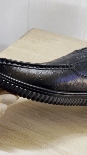 Giày lười Bitis Nam Da Đen Size 41. Mua bán Giày dép tại Quận 8 Tp Hồ Chí Minh được đăng bởi minh hải  hình 1