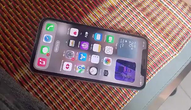 Apple iPhone X 256GB. Mua bán Điện thoại tại Quận Nam Từ Liêm Hà Nội được đăng bởi Vương Anh hình 1