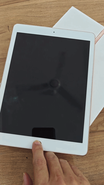 Apple iPad Gen 6 32GB Vàng hồng. Mua bán Máy tính bảng tại Quận Hải Châu Đà Nẵng được đăng bởi Rô hình 1