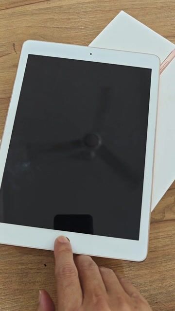 Apple iPad Gen 6 32GB Vàng hồng. Mua bán Máy tính bảng tại Quận Hải Châu Đà Nẵng được đăng bởi Rô hình 1