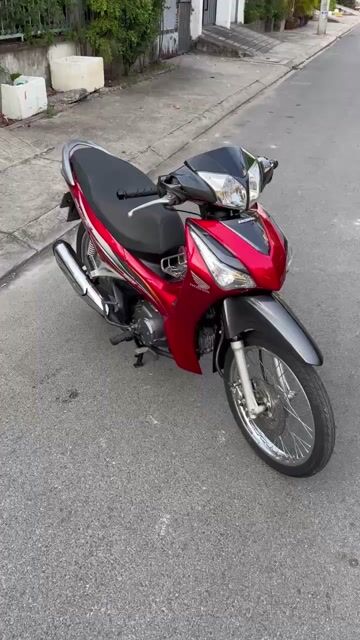 Honda Future 125 2016 Đỏ đen 15000 km. Mua bán Xe máy tại Thành phố Thủ Đức Tp Hồ Chí Minh được đăng bởi Xe máy THẢO VY  hình 1