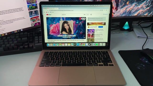 Apple Macbook Air 2020 Intel. Mua bán Laptop tại Thành phố Qui Nhơn Bình Định được đăng bởi Mạnh hình 1