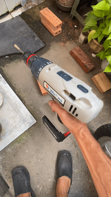 Máy khoan pin Wickes 21V có búa. Mua bán Đồ chuyên dụng, Giống nuôi trồng tại Huyện Hóc Môn Tp Hồ Chí Minh được đăng bởi Quyền hình 1