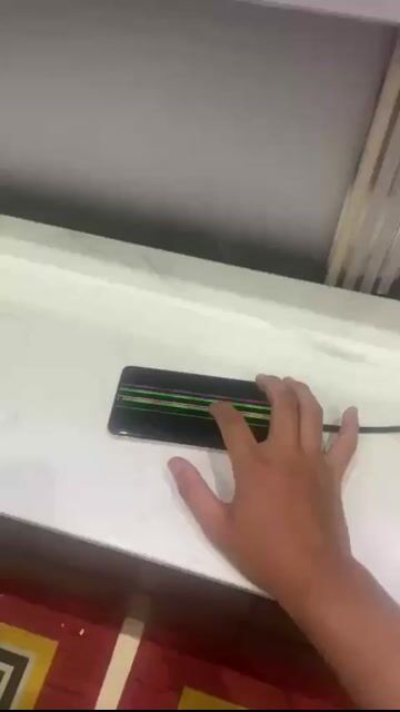 Samsung Galaxy S20 128GB Hồng Nứt màn. Mua bán Điện thoại tại Thành phố Thái Bình Thái Bình được đăng bởi Trần Minh Công hình 1