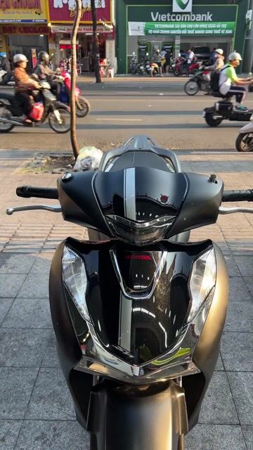 Honda SHVN 150 ABS 2022 Đen nhám. Mua bán Xe máy tại Quận 6 Tp Hồ Chí Minh được đăng bởi Trịnh Hán cường hình 1