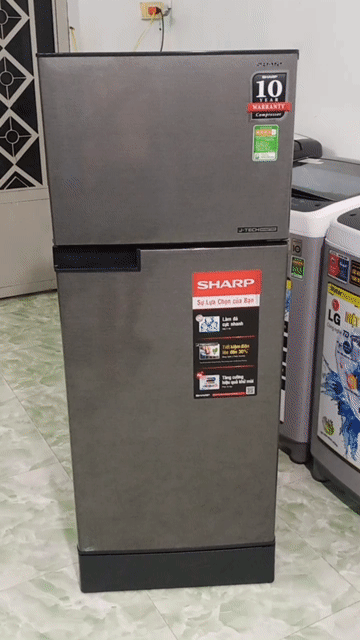 Tủ lạnh Sharp 180 lít INVERTER zin đẹp mới keng . Mua bán Tủ lạnh tại Quận 8 Tp Hồ Chí Minh được đăng bởi điện lạnh LÊ DƯƠNG 87 hình 1