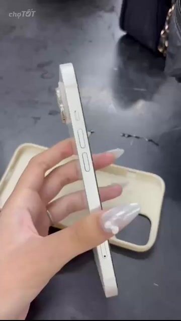 Apple iPhone 13 mini 128GB Trắng. Mua bán Điện thoại tại Quận 1 Tp Hồ Chí Minh được đăng bởi Như Ýyy hình 1