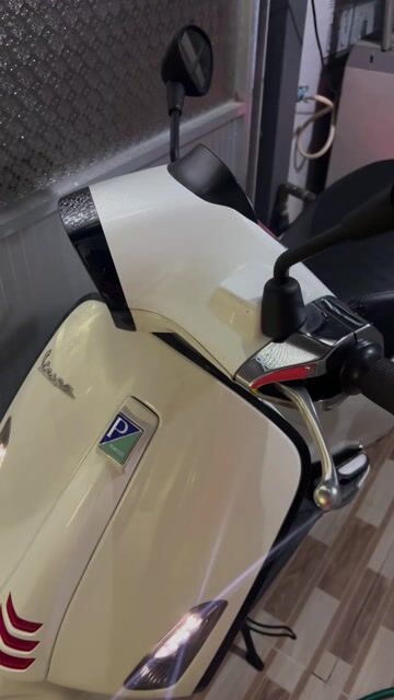 Vespa Sprint 150cc - màu trắng. Mua bán Xe máy tại Thành phố Bến Tre Bến Tre được đăng bởi Quyến hình 1