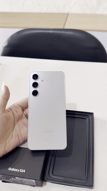 Samsung Galaxy S24 256GB Bạc Việt Nam. Mua bán Điện thoại tại Quận Thanh Xuân Hà Nội được đăng bởi Nguyễn hồng ngọc  hình 1