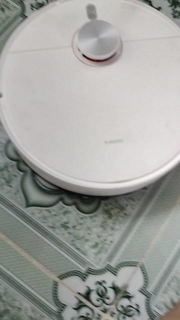 Robot hút bụi Xiaomi Trắng tự động hút bụi. Mua bán Nội thất, đồ gia dụng khác tại Huyện Bình Chánh Tp Hồ Chí Minh được đăng bởi Phùng thanh nhân hình 1