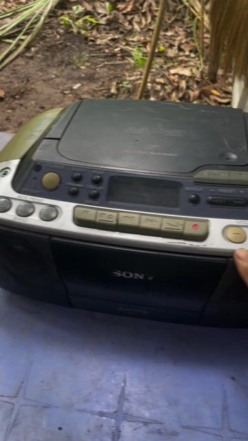 Sony CFD-S03CP Đài cassette Xám. Mua bán Tivi, Âm thanh tại Quận Cái Răng Cần Thơ được đăng bởi lộc chơi máy bãi hình 1