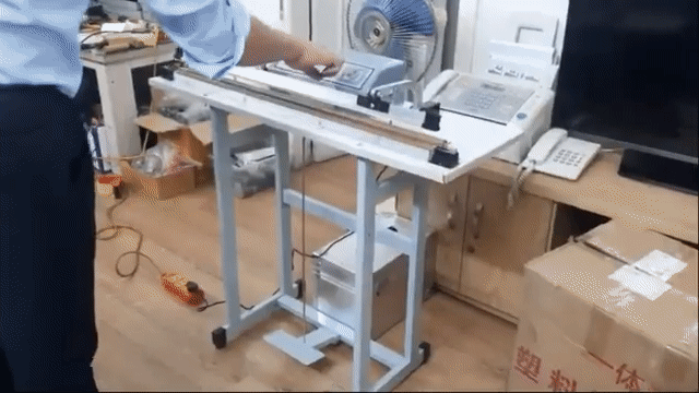 Máy hàn miệng túi dập chân SFB. Mua bán Đồ chuyên dụng, Giống nuôi trồng tại Quận Hoàng Mai Hà Nội được đăng bởi Thanh hình 1