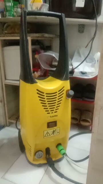 Máy rửa xe Teklife Vàng. Mua bán Đồ chuyên dụng, Giống nuôi trồng tại Quận 6 Tp Hồ Chí Minh được đăng bởi Thành hình 1