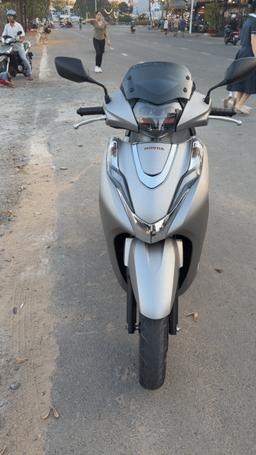 Lead 125 ký giấy biển 60 xe đẹp keng lên bản 4 van. Mua bán Xe máy tại Thành phố Thủ Đức Tp Hồ Chí Minh được đăng bởi Xe máy phi tiến hình 1